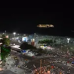 Studio Moderno Com Vista Privilegiada Para A Praia