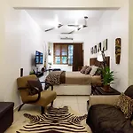 Belo Estudio Em Copacabana - Ideal Para Casais - Pf118 Z4