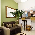Belo Estudio Em Copacabana - Ideal Para Casais - Pf118 Z4