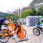 Copacabana 3 Quartos Com Ar Cond Garagem A 2 Qds Da Praia