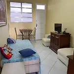 Apartamento em Copacabana a um quarteirão da praia!