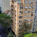 Apartamento confortável no melhor de Copacabana.