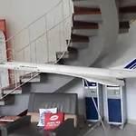 Hangar Rio Hostel