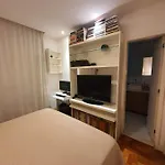 Apartment Arpoador Comfort - 3Qtos - Internet Fibra 200Mbps - 150m da Praia do Arpoador 300m e da de Ipanema e Copacabana