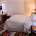 Le Chateau Lapa Boutique Hotel