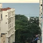 Vista mar lateral 2 quartos