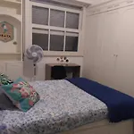 Lar Brasil - Quartos individuais e casais