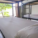 Arpoador Gallery Hostel