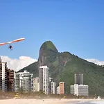 Rocinha Hostel Five Star