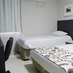 Arpoador Gallery Hostel