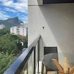 Duas Suites E O Cristo Redentor