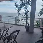 Marambaia Guest House E Hostel