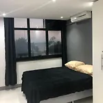 Top House Loft