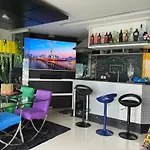 Beira Mar Vista Praia E Montanha