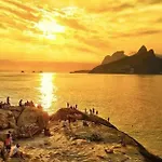 Ape Amplo Ipanema 300 M Da Praia
