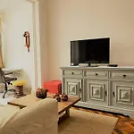 Excelente Apartamento Na Quadra Da Praia