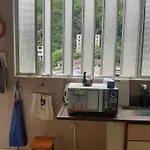 Apartamento Amplo, Arejado E Iluminado