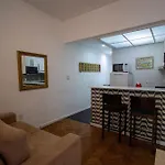 Copacabana - Lindo Apartamento Na Quadra Da Praia