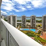 Apto C Vista P O Mar E Lagoa Na Barra Da Tijuca Rj