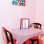 Lips Motel (Adults Only)