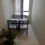 Espacoso Apto De 1 Quarto Na Quadra Da Praia