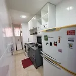 Ap Copa Perto Da Praia E Metro