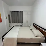 Lindo Apartamento Em Copacabana