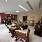 Amplo Apartamento A Passos Da Praia De Copacabana, 4 Quartos