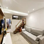 Copa Esmeralda, 100 Metros Da Praia