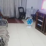 Quarto Em Copacabana, 1 Quadra Da Praia