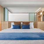 Azure Sea & Luxury