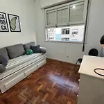 Apartamento C/Vista P O Mar No Leme