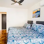 03 Quartos , Todo Reformado, No Posto 6 De Copacabana Enorme, 6 Camas, Ao Lado De Arpoador E Ipanema , Tudo Climatizado , Wifi E 3 Smart Tv, Pauloangerami Rp144