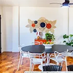 03 Quartos , Todo Reformado, No Posto 6 De Copacabana Enorme, 6 Camas, Ao Lado De Arpoador E Ipanema , Tudo Climatizado , Wifi E 3 Smart Tv, Pauloangerami Rp144