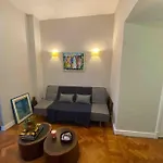 Amplo Apartamento Em Frente A Praia De Copacabana