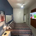 Charmoso Apartamento Na Quadra Da Praia
