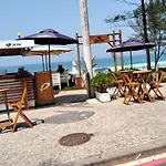 8 A 10 Minutos A Pe Para Praia Posto9