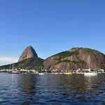 Apartamento A 400 M Da Praia De Copacabana