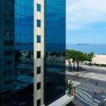 Elegancia E Vista Para O Mar | Fdm 7/64