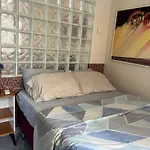 Apartamento Na Quadra Da Praia De Copacabana