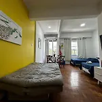 Omar do Rio - VP318/404: Qto e Sala., Smart TV, Internet 250mbps, a 300m da praia de Ipanema e a 110m do Metrô Nossa Senhora da Paz