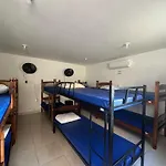 Homestay Casinha Tropical