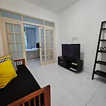 Apto todo equipado na melhor região de Copacabana