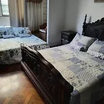 Apto Classico, 2 Quadras Da Praia, Copacabana Palace E Metro - Ar Condicionado - Muito Bem Equipado