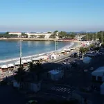 Aos Pes Do Mar