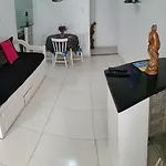 Apartamento Com Bar Av Copacabana 479 Ap 201