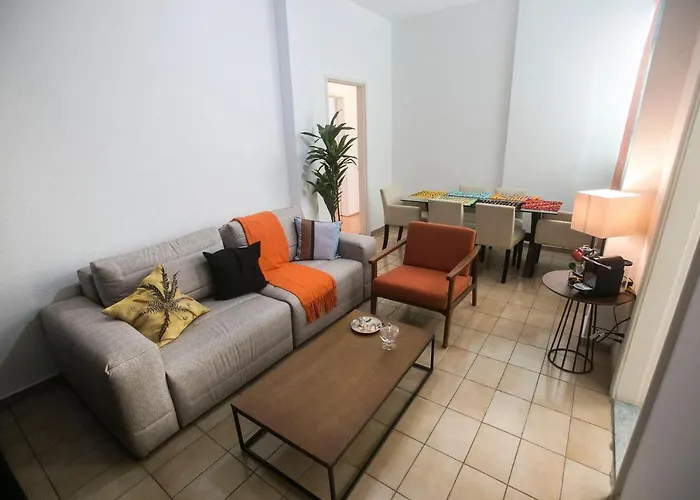 2 Quartos Em Copacabana 200 Metros Da Praia