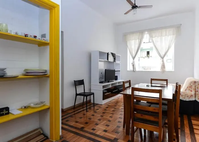 Two Bedrooms Avenida Atlantica Copacabana