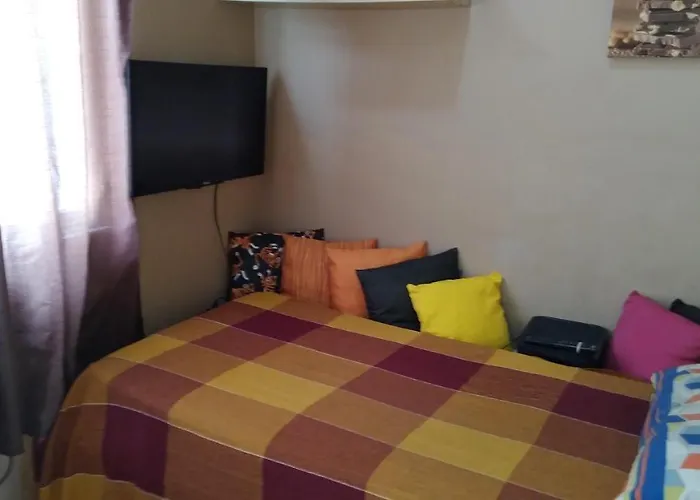 Quarto Individual Privativo Em Copacabana
