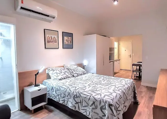 Av Atlantica - Terreo - Ao Lado Do Hotel Othon Palace